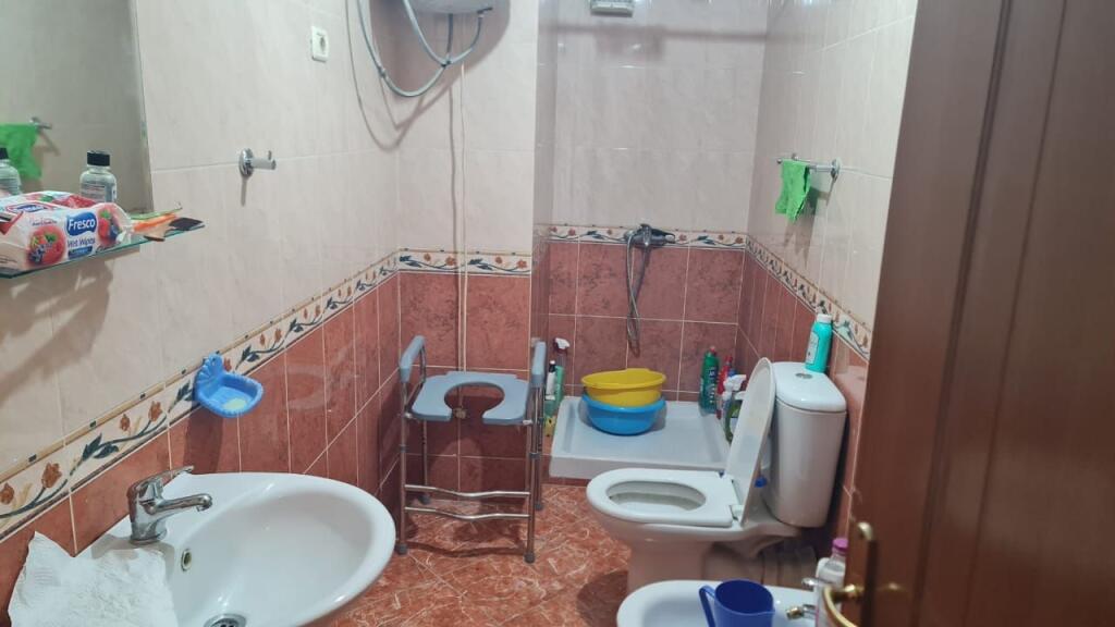 Jepet Apartament me qera