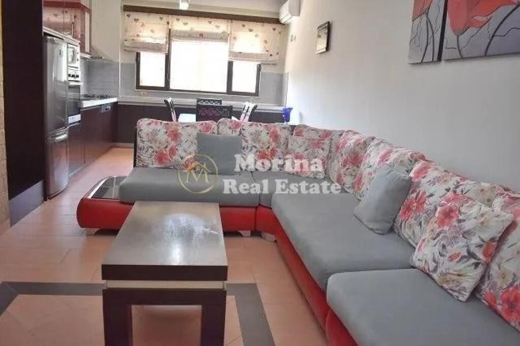 Qera, Apartament 3+1+2wc+2bllk, Rruga 5 Maji — Tek Zgara, 650 euro/muaj.
