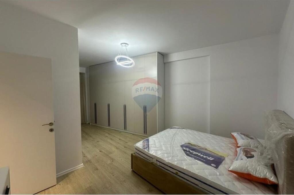 Apartament per qira 2+1+P tek Komuna e Parisit