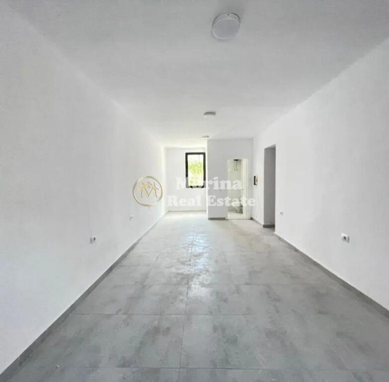 Qera, Ambient Biznesi, Stadiumi Dinamo, 800 euro/muaj