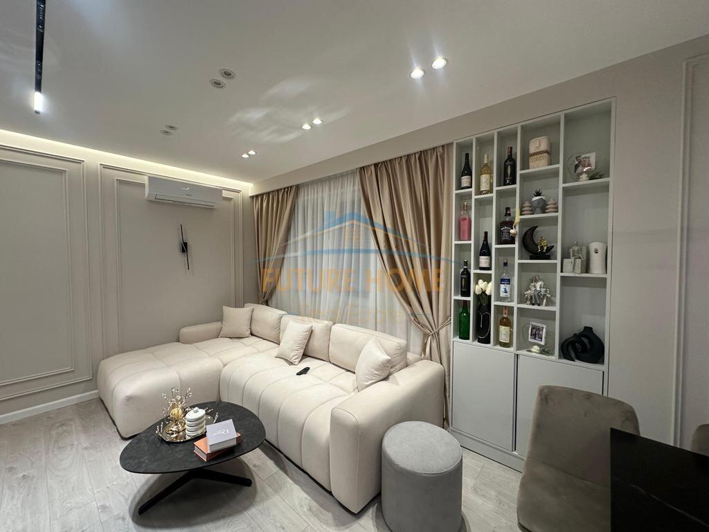 Apartment 3+1+2 for sale, at Complex E-88, Tirana.