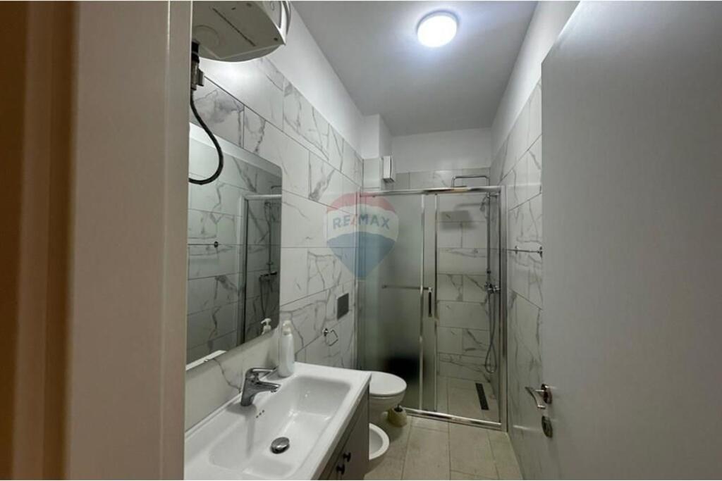 Apartament 2+1 + P me Qira prane Kika 2