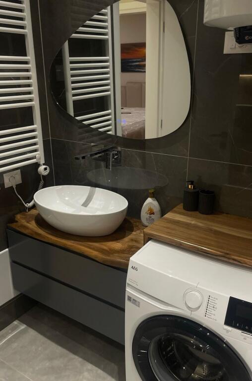 🏡 Jepet me qira Super Apartament 2+1+2 📍 Liqeni i Thatë