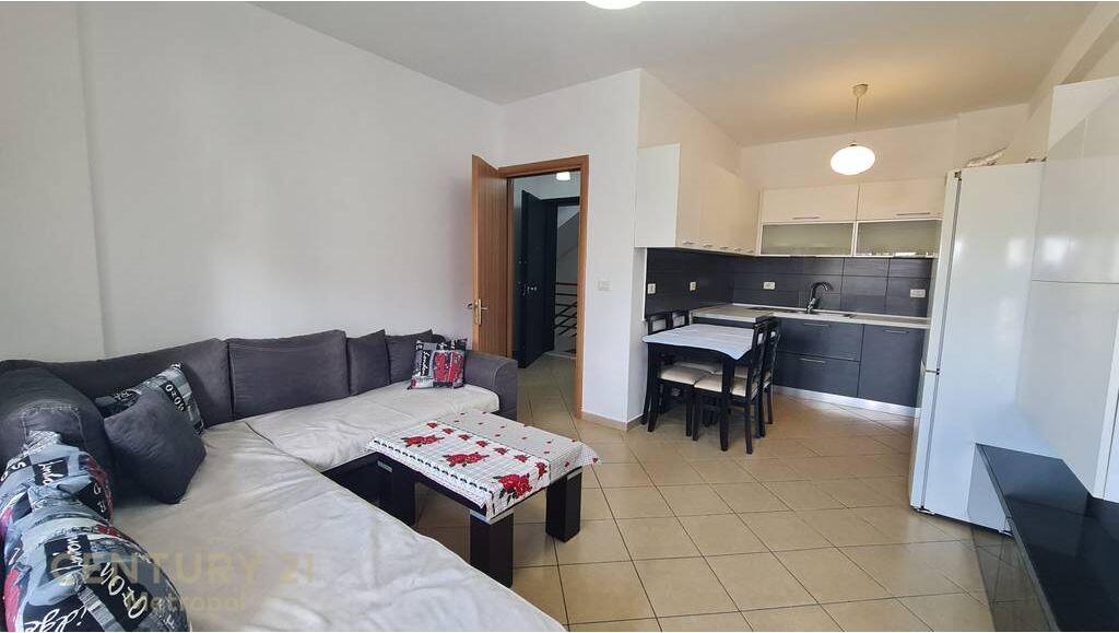 SELLING 1+1 APARTMENT IN THE YZBERISHIT AREA! 85,000 €