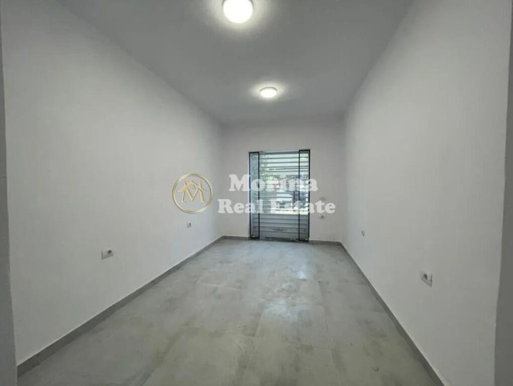 Qera, Ambient Biznesi, Stadiumi Dinamo, 800 euro/muaj