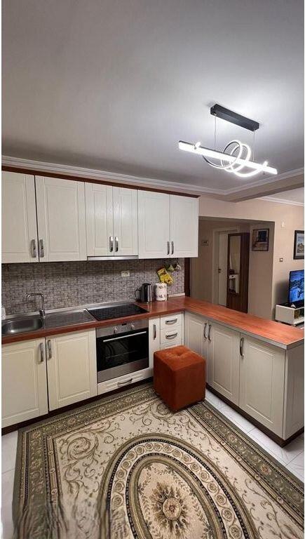 PRESSO CAFE FLORA VENDIAMO APPARTAMENTO 2+1 169.000 €