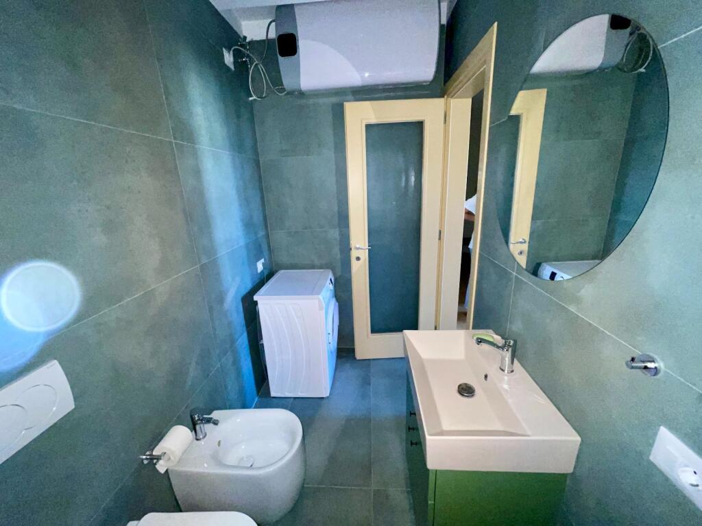 Jepet me QIRA apartament 1+1 Pasticeri Reka, Komuna e Parisit