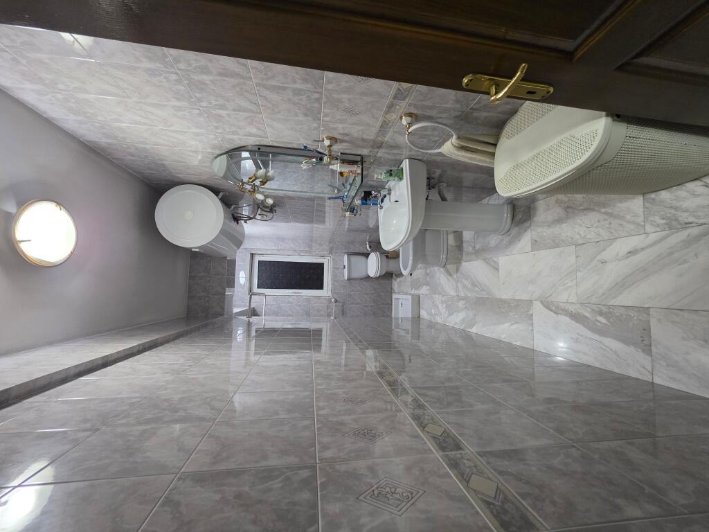 Jepet apartament me qera 1+1, prane Stadiumit Dinamo