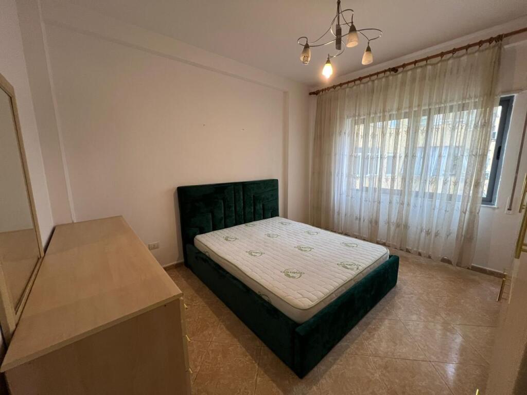 Apartment 2+1 for rent at Komuna Parisit