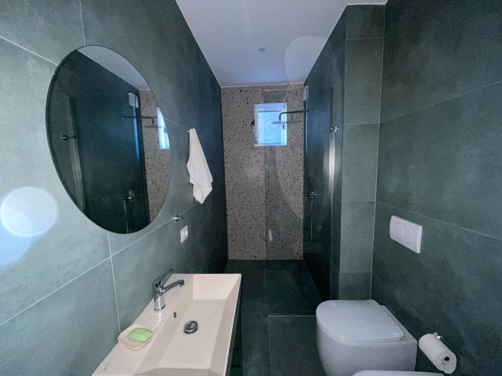 Jepet me QIRA apartament 1+1 Pasticeri Reka, Komuna e Parisit