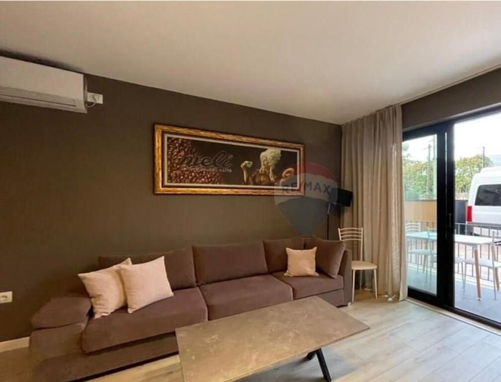 Qira/  Godine banimi tek rruga 5 Maji!