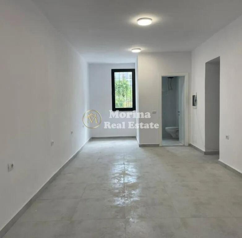 Qera, Ambient Biznesi, Stadiumi Dinamo, 800 euro/muaj
