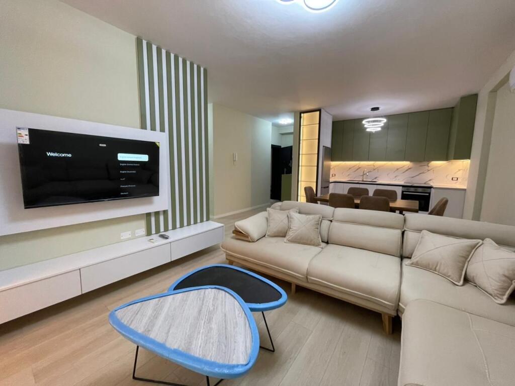 Apartament 2+1 per qira prane Hotel Radisson.