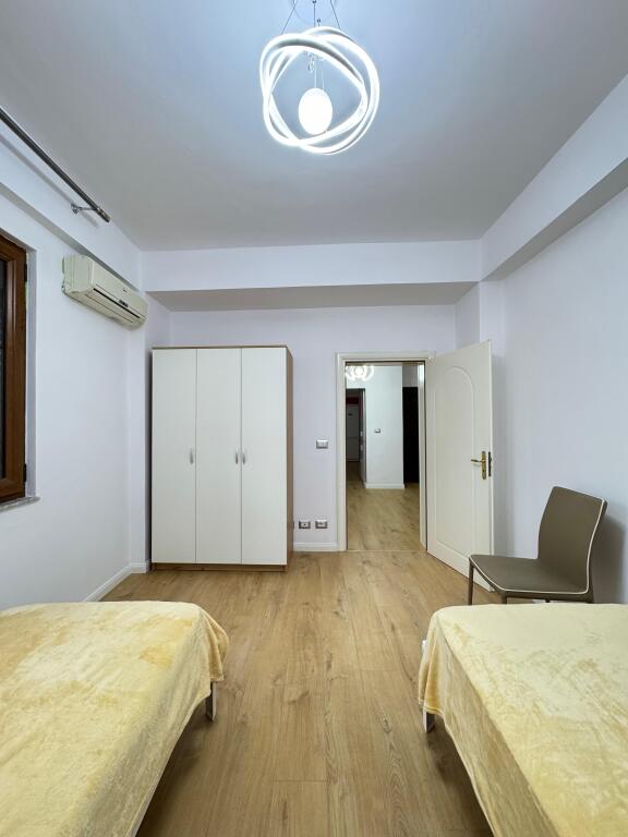 Shitet Apartament 2+1 me Kuzhinë të Veçuar – Vollga, Durrës