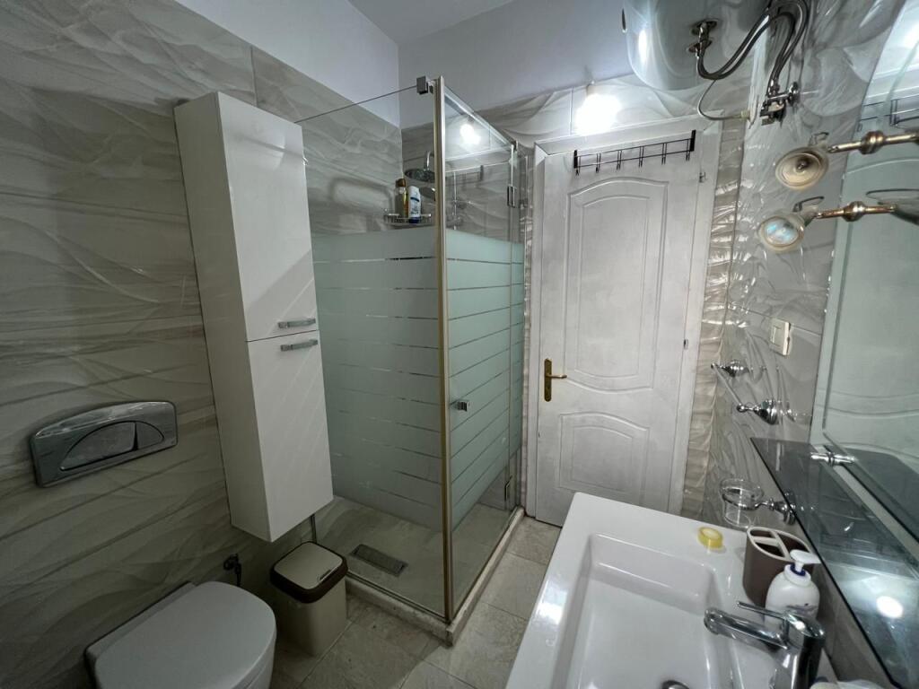 Apartment 2+1 for rent at Komuna Parisit