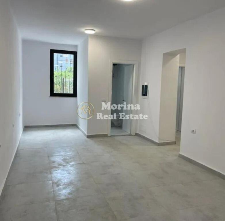 Qera, Ambient Biznesi, Stadiumi Dinamo, 800 euro/muaj