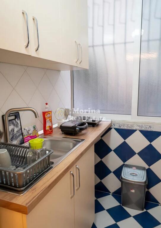 Qera, Ambjent Biznesi/zyre, Pazari i Ri, 480 euro/muaj