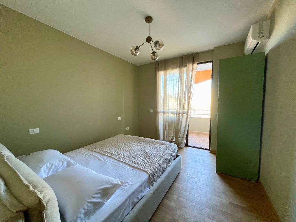Jepet me QIRA apartament 1+1 Pasticeri Reka, Komuna e Parisit