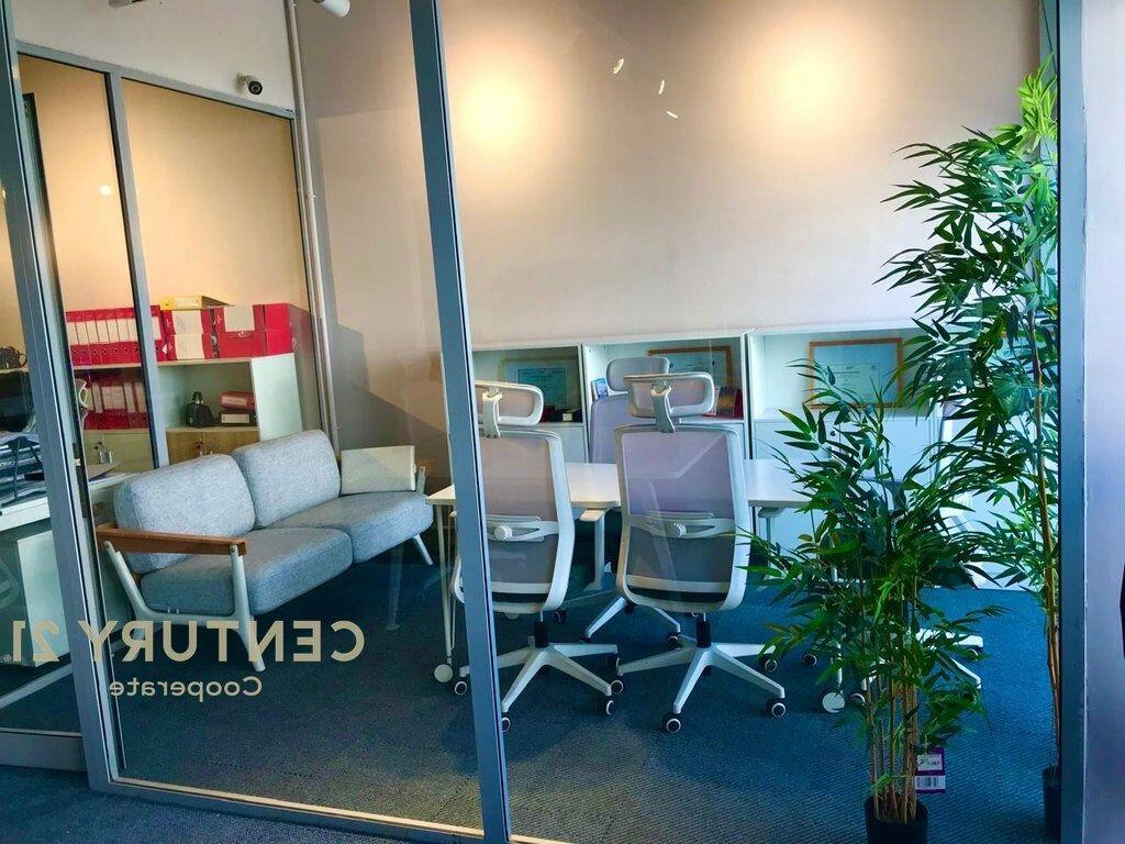 Zyre me qira , Condor Center