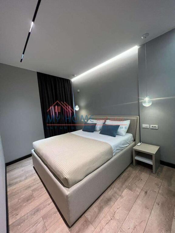 Apartament 2+1+Post Parkimi me Qera Rruga e Barrikadave Tirane