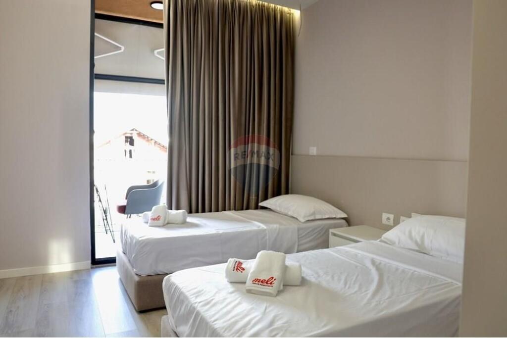 Ndertese per qira tek Rruga 5 Maji