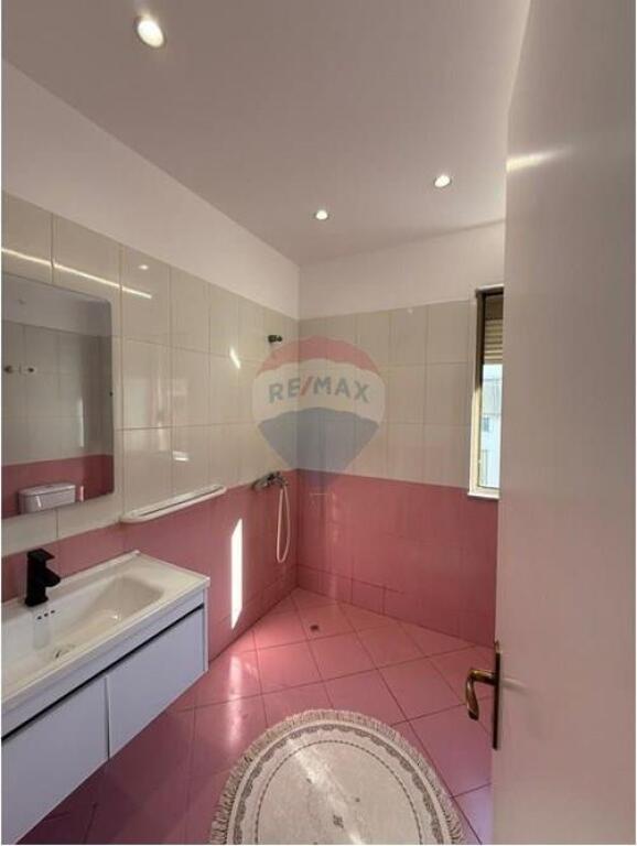 Apartament 1+1  Për Shitje - Bulevardi Migjeni, Tirane Yzberisht !