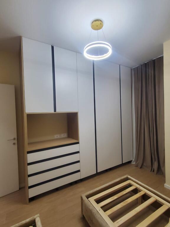 🏠 Apartament me Qira – Liqeni i Thatë (pranë Radisson Blu)