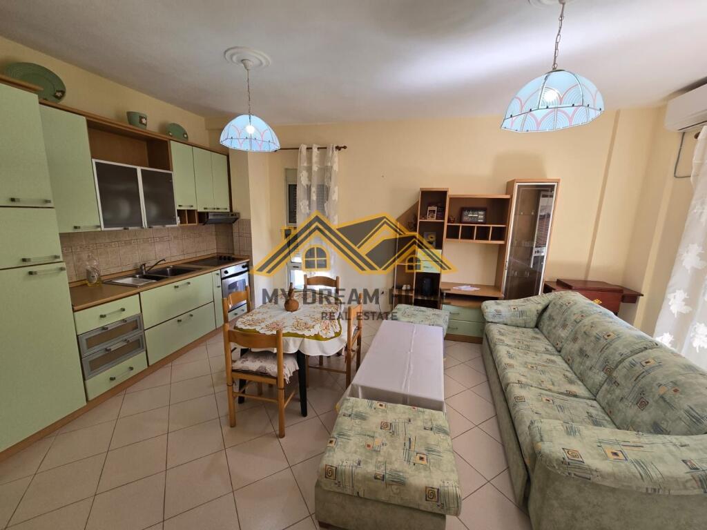 JEPET ME QERA APARTAMENT 1+1 ME PAMJE DETIN NE PLAZH HEKURUDHA!