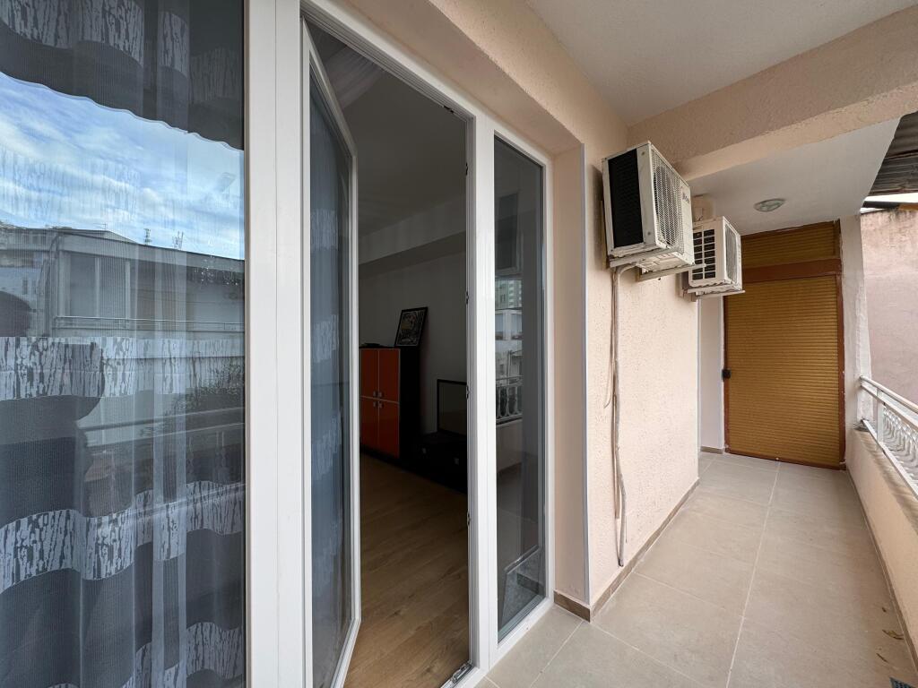 Shitet Apartament 2+1 me Kuzhinë të Veçuar – Vollga, Durrës