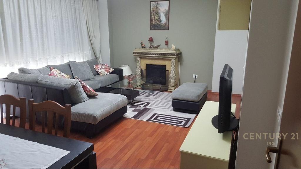 APARTAMENT 1+1 ME QERA TE PAZARI I RI! 600 €