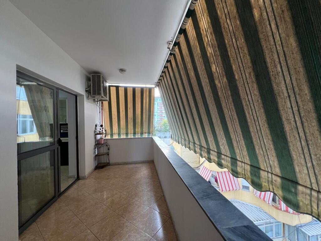 Apartment 2+1 for rent at Komuna Parisit