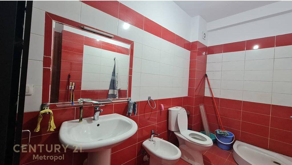 SELLING 1+1 APARTMENT IN THE YZBERISHIT AREA! 85,000 €