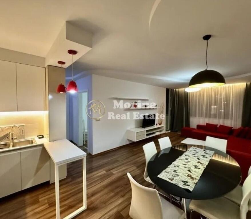 Qera, Apartament 1+1, Komuna Parisit, 700 Euro