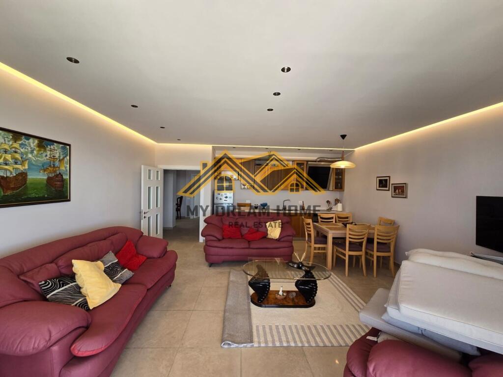 SHITET PAPAFINGO ME PISHIN 3+1+2+ VERAND PLAZH DURRES KOMPLEKS PRIVAT