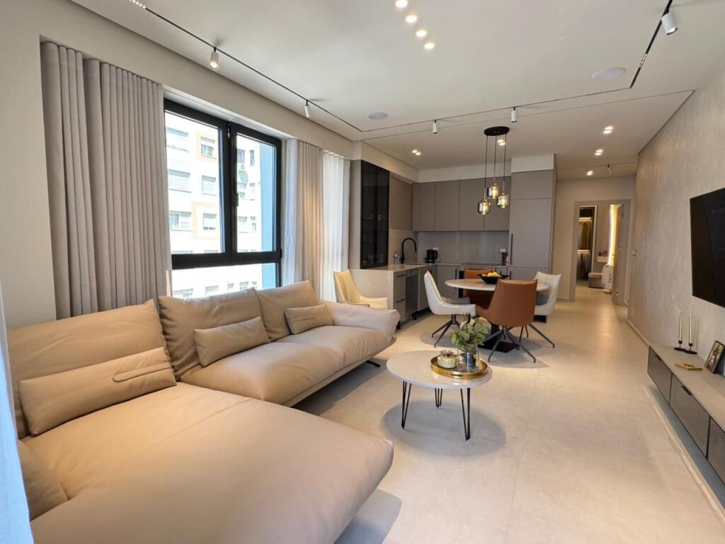 apartament  me qira , pamje totale deti  