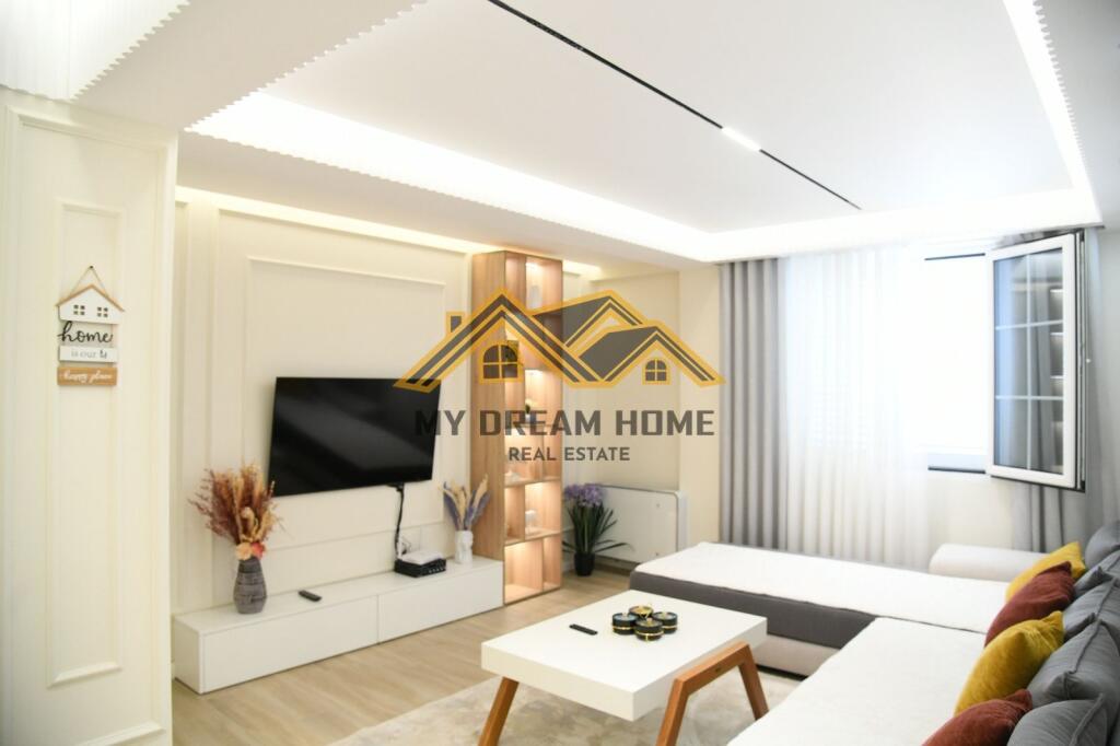 SHTEPI PRIVATE NE ISH KENETE, DURRES ME QIRA !