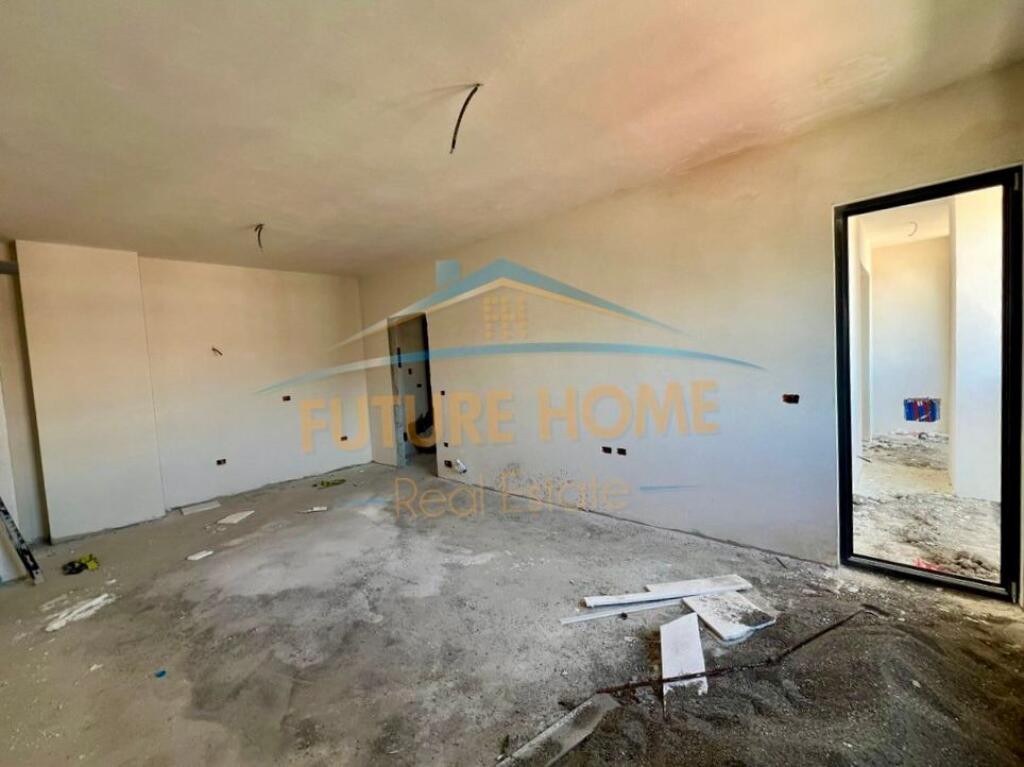 Shitet, Apartament 2+1+2, Corner Residence