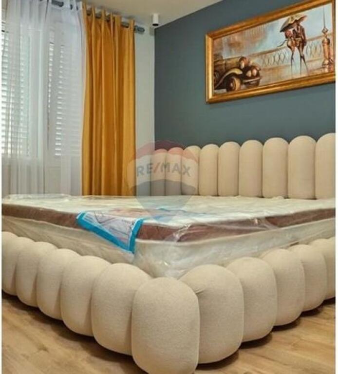 Shitet Apartament 1+1 në Bllok