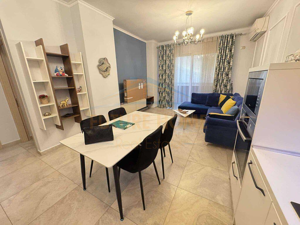 Qera, Apartament 2+1, Unaza e Re.