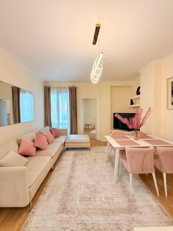 Apartament me qera 2+1+2 Rruga e Kosovareve