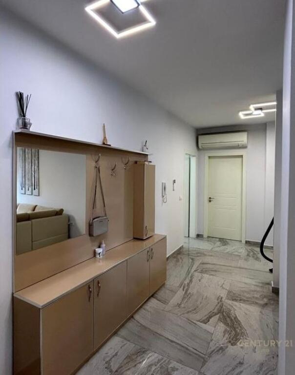 Apartament 3+1 me qira tek 21 Dhjetori