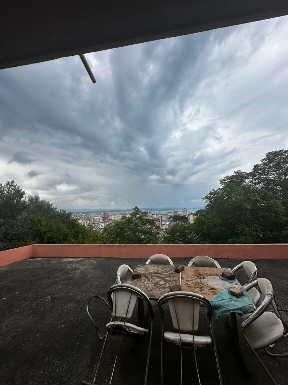 SHTEPI PRIVATE ME QERA MUZEUMI, DURRES