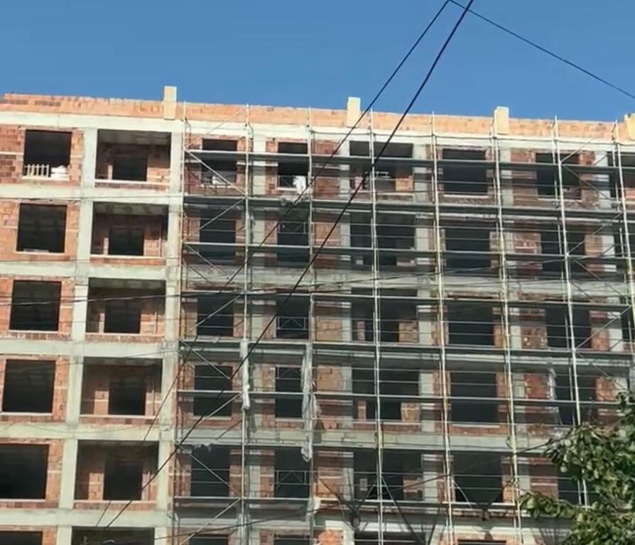 Shitet 2+1 Kamez Ulliri