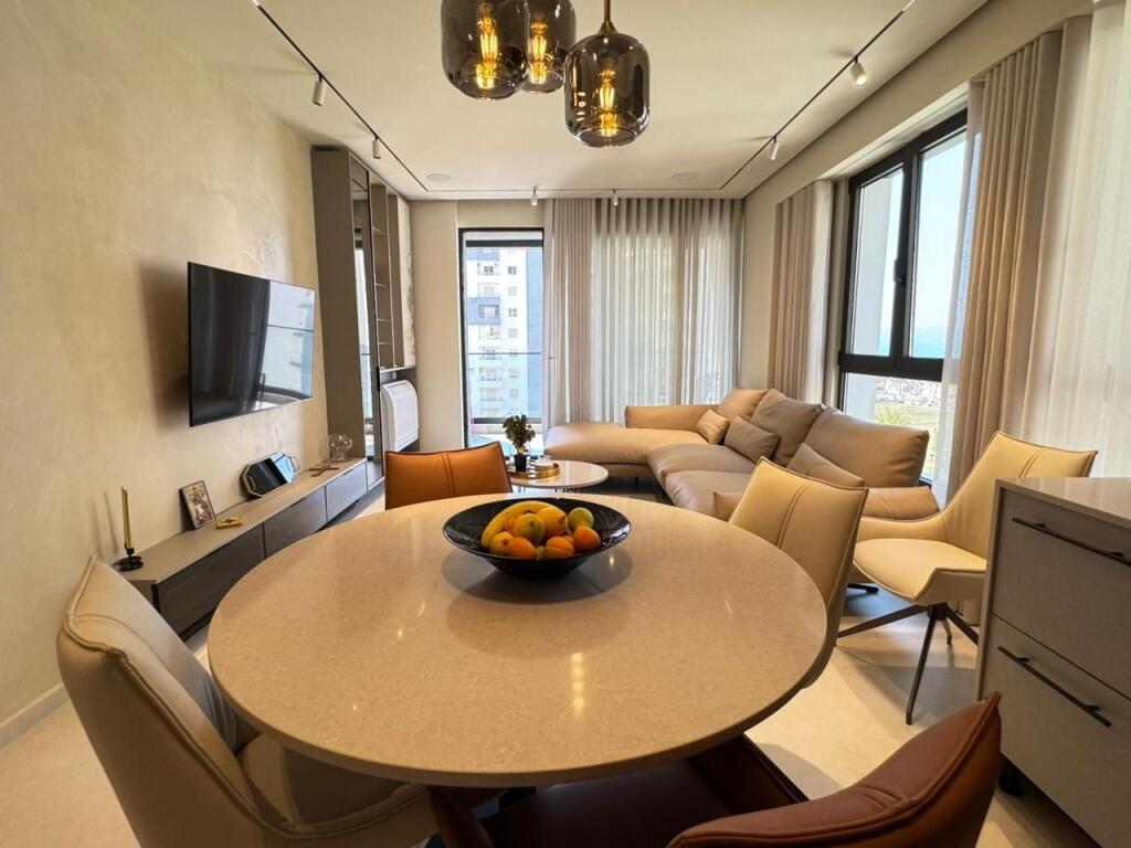 apartament  me qira , pamje totale deti  