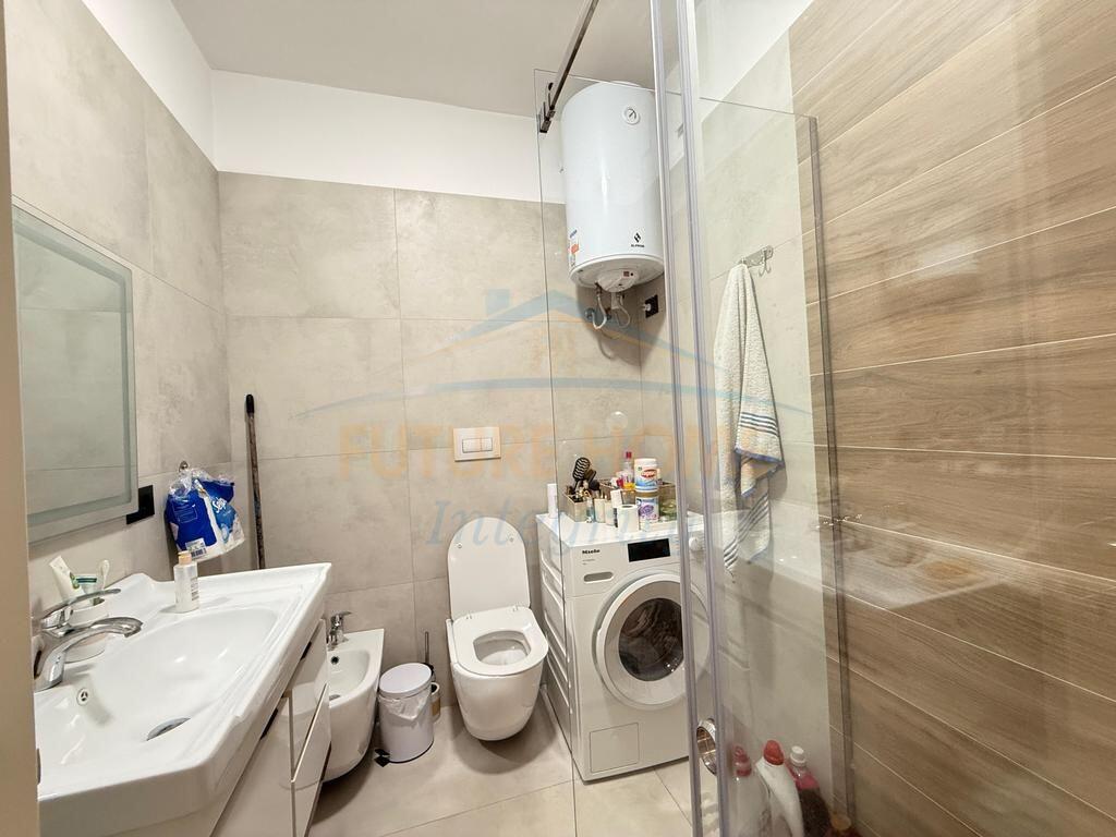 Shitet, Apartament 1+1, Rezidenca Sofia, Tiranë.