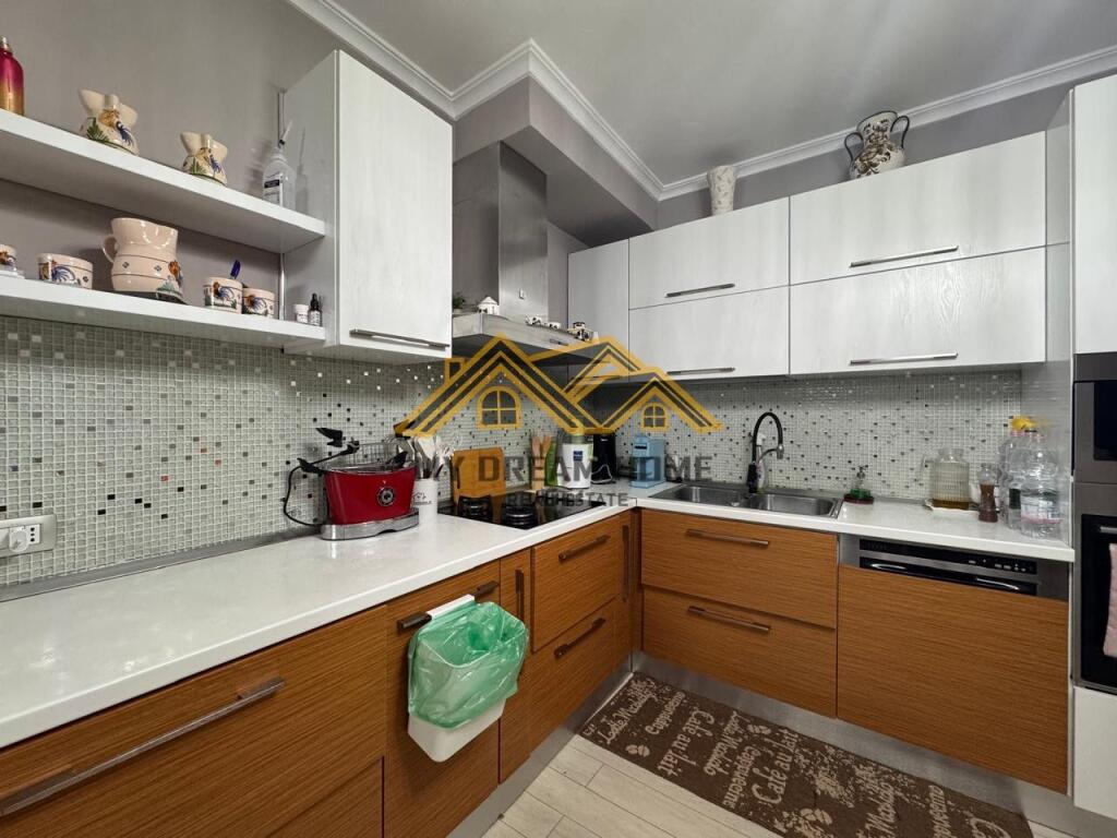 UNIQUE APARTMENT FOR RENT NEAR THE COURT DURRES