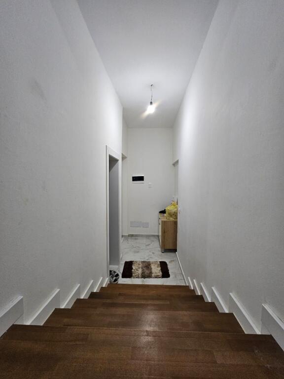 SHITET APARTAMENT 2+1 TE SPITALI DURRES!!