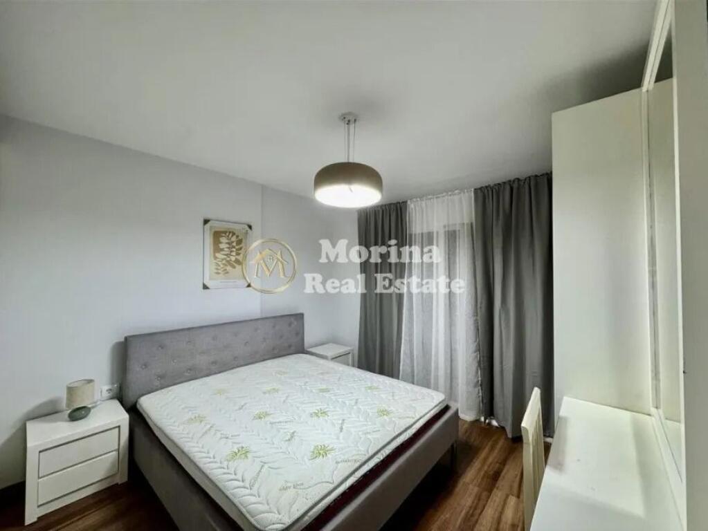 Qera, Apartament 1+1, Komuna Parisit, 700 Euro