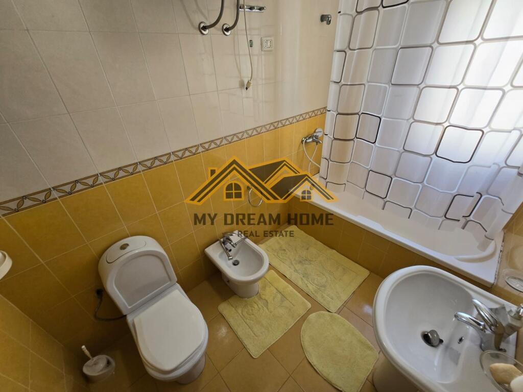 JEPET ME QERA APARTAMENT 1+1 ME PAMJE DETIN NE PLAZH HEKURUDHA!