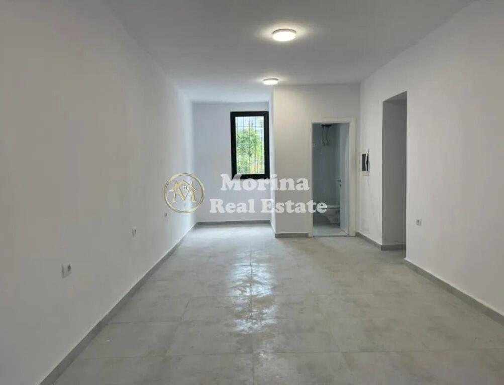 Qera, Ambient Biznesi, Stadiumi Dinamo, 800 euro/muaj